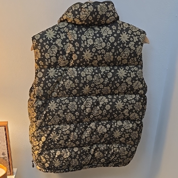 Ralph Lauren Polo Jeans Co. Dark Green And Brown Floral Puffer Vest Size Small - Picture 5 of 5